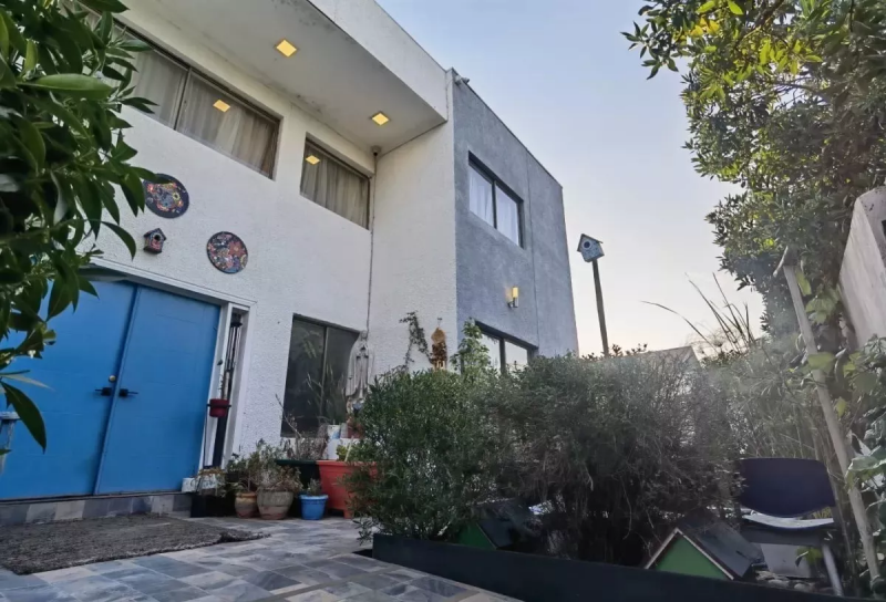 Vendo Casa en Condominio Consolidado, Comuna Isla de Maipo