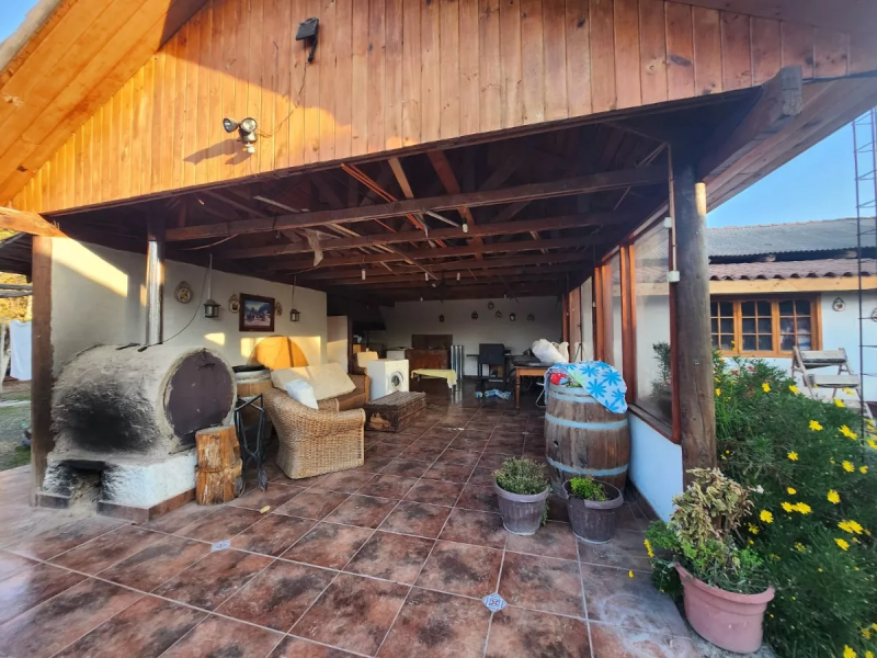Se Vende Parcela de 6277 M2 Con Casa, Bodegas y Galpón Tagte