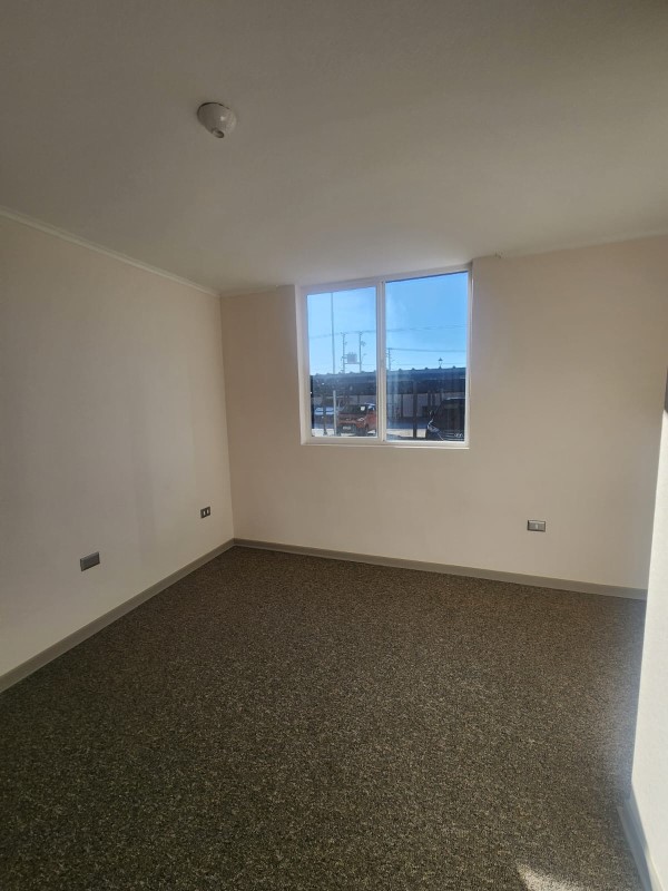 Arrienda Departamento Nuevo en Condominio Central Lantaño