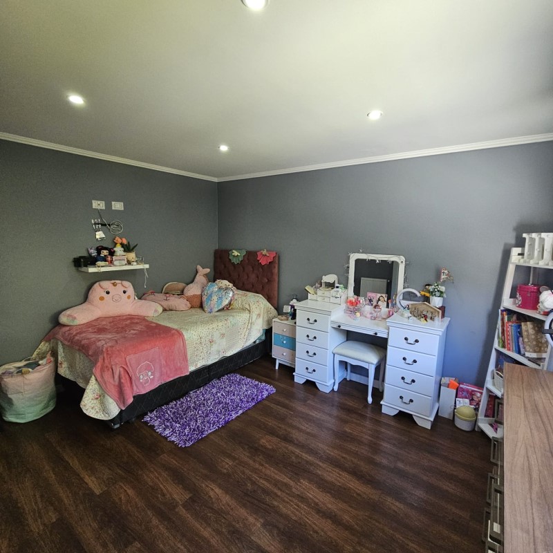 Vendemos Casa de 2 Pisos Estilo Mediterraneo