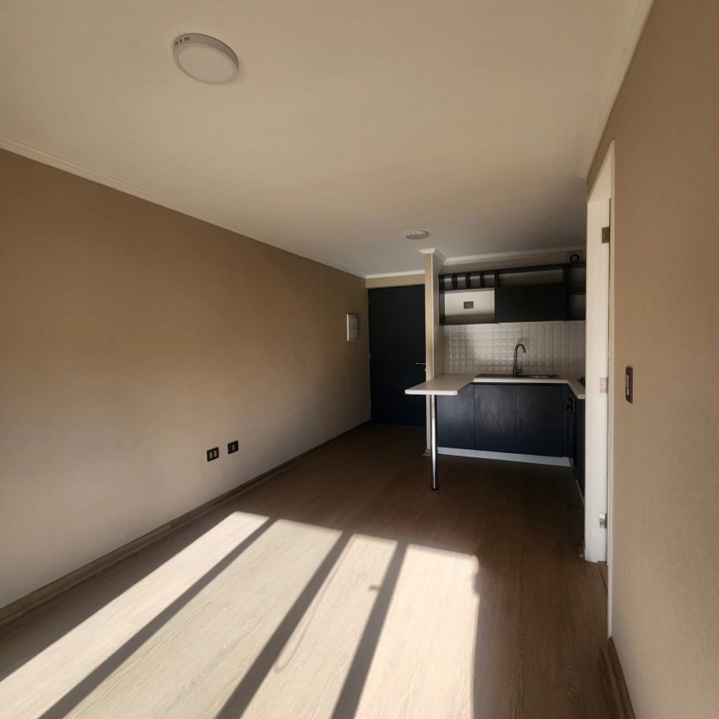 Arriendo Depto Edificio Monteprado. 1D/1B/0E
