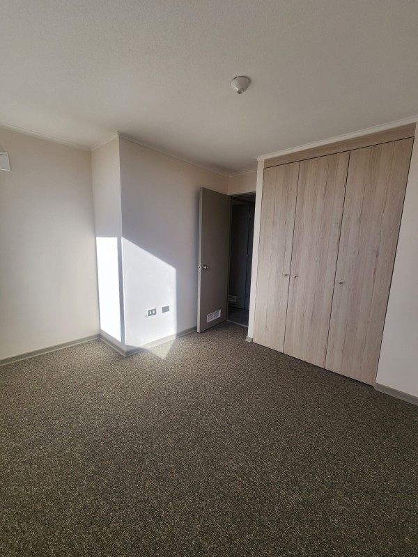 Arrienda Departamento Nuevo en Condominio Central Lantaño