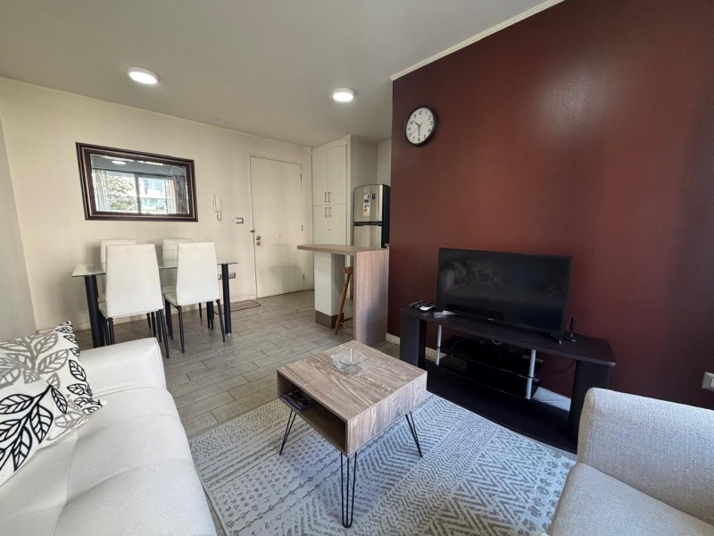 Arriendo Depto Amoblado 2D 2B Con Estacionamiento y Segurida