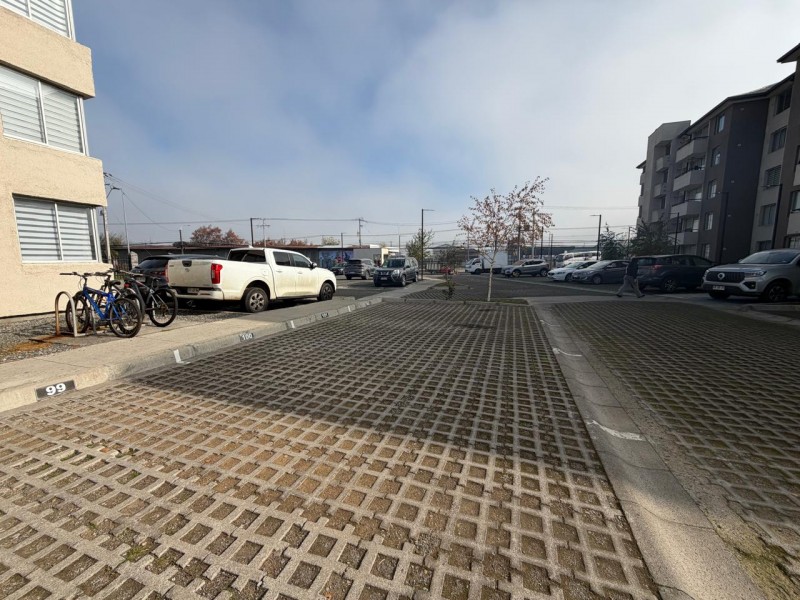 Arriendo Departamento 3D 2B Con Estacionamiento Cumbres de C