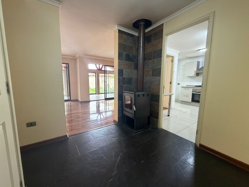 1. Se Vende Casa Con Piscina y Quincho en Quilamapu