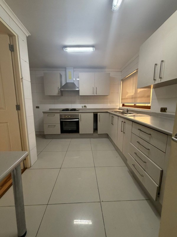 1. Se Vende Casa Con Piscina y Quincho en Quilamapu