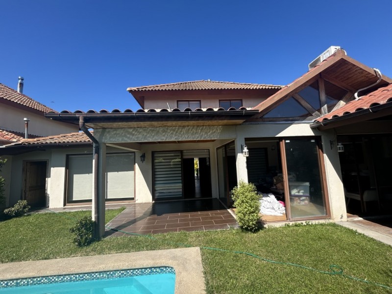 Venta Casa 4 Dormitorios Con Piscina Barrio el Corralero