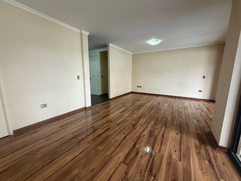 1. Se Vende Casa Con Piscina y Quincho en Quilamapu