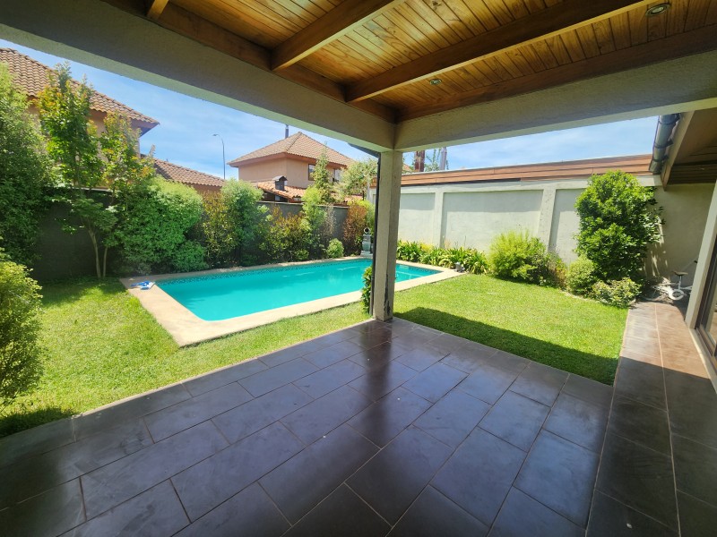 Venta Casa 4 Dormitorios Con Piscina Barrio el Corralero