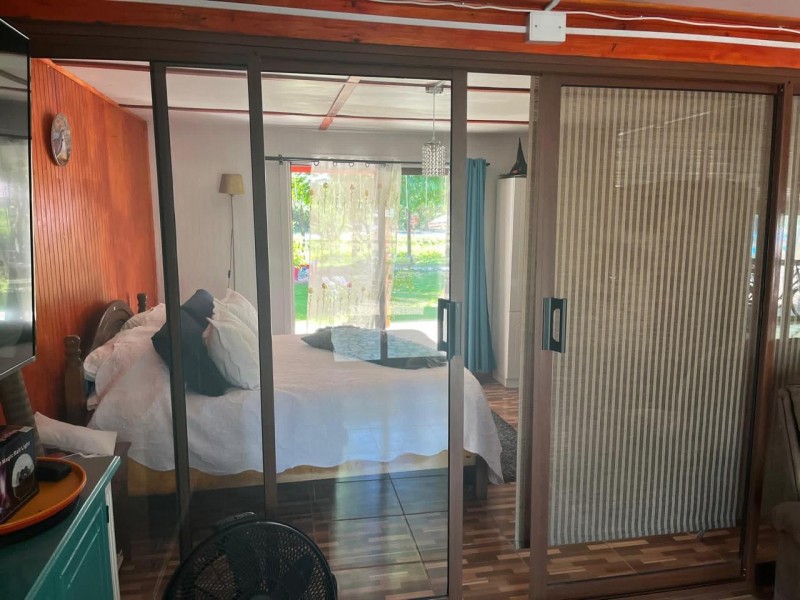 Casa de Campo Ubicada en Hermosa Parcela San Carlos