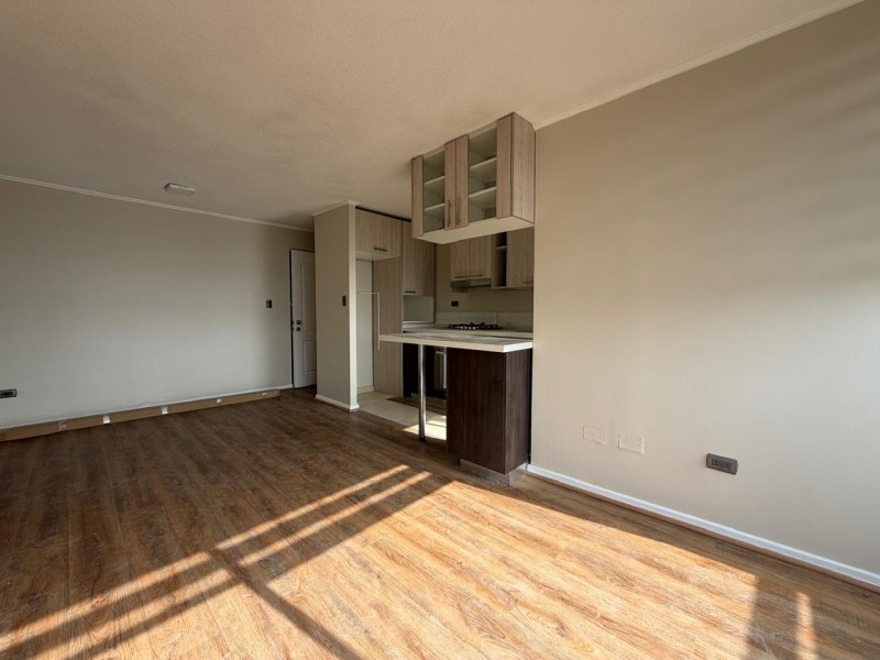 Arriendo Departamento 3D 2B Con Estacionamiento Cumbres de C