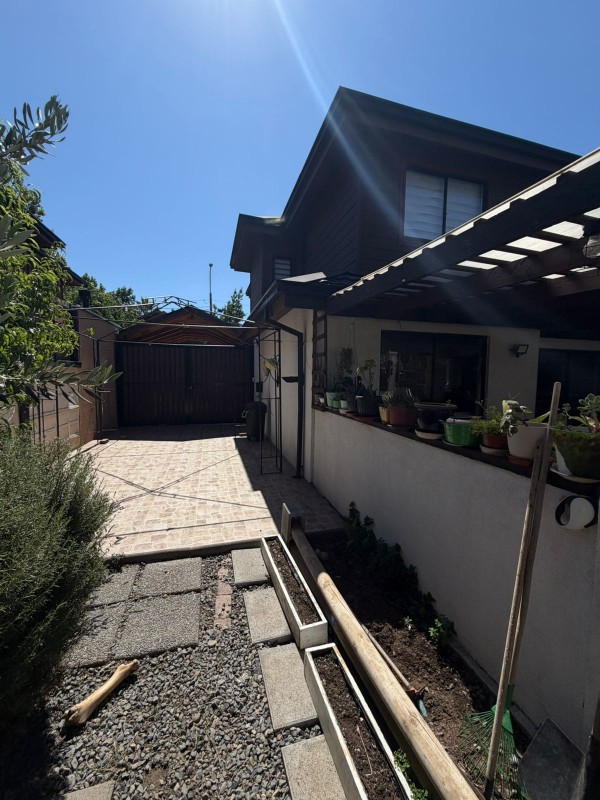 Vendemos Casa Remodelada en Villa Barcelona