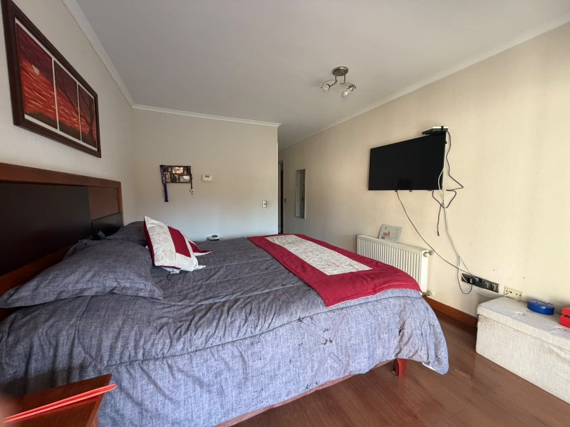 Casa en Venta en Barrio los Maderos Con Piscina y Quincho