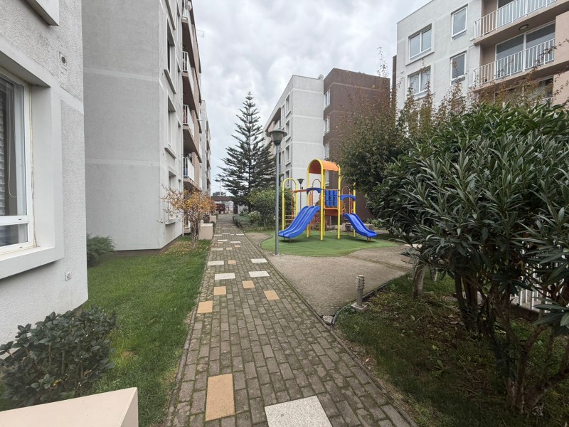 Arriendo Depto 3D 2B Frente Hospital