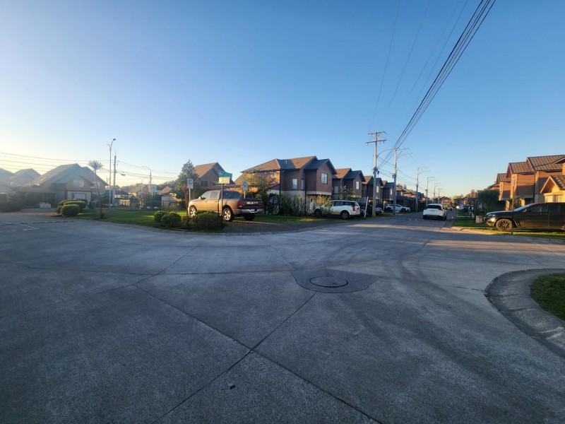 Se Vende Casa Ampliada en Condominio Nueva Toledo