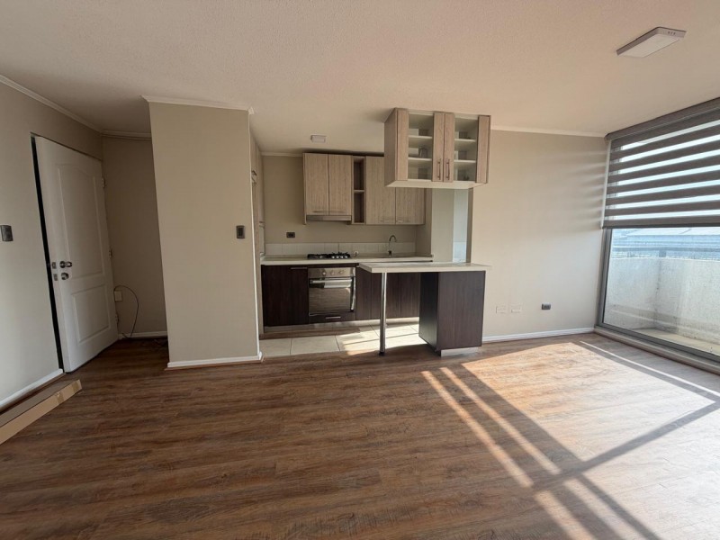 Arriendo Departamento 3D 2B Con Estacionamiento Cumbres de C