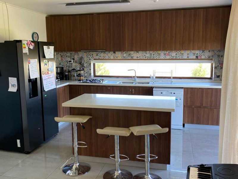 Vende Casa en Loteo Laurel de Oro, Camino A Coihueco 7,5Km
