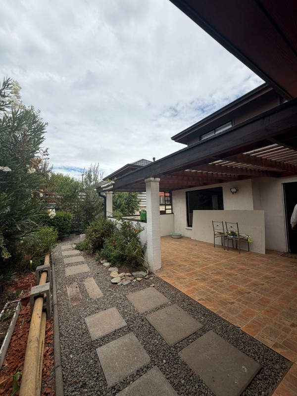 Vendemos Casa Remodelada en Villa Barcelona