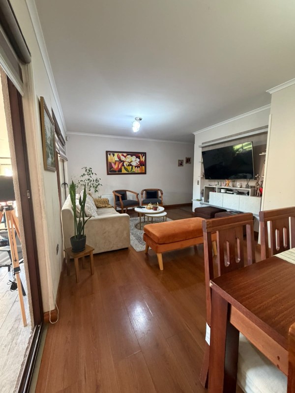Casa en Venta en Barrio los Maderos Con Piscina y Quincho