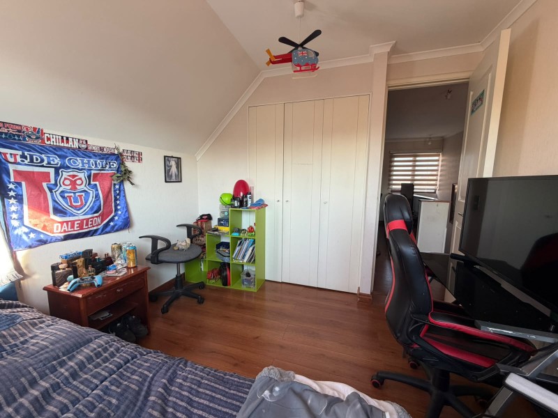 Casa en Venta en Barrio los Maderos Con Piscina y Quincho