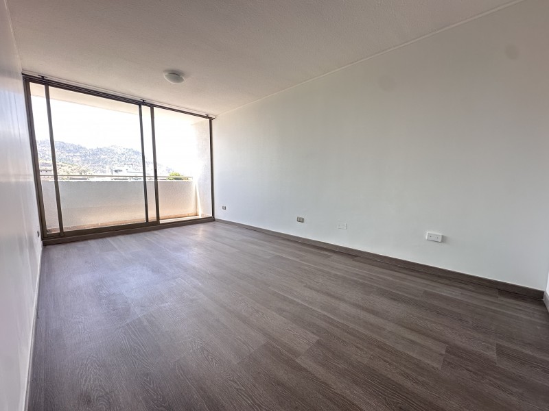 Se Arrienda Departamento en Calle el Carrion Independencia