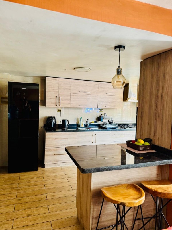 Hermosa Casa Sector Sur, Coviefi, 5D/4B/e, Uf 15000