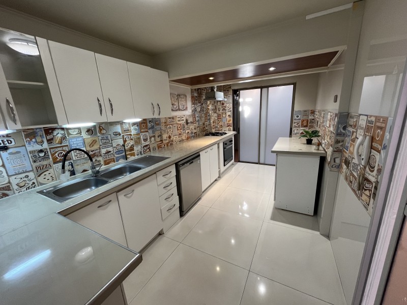 Hermosa Casa en Condominio Bordemar 6H/3B/2E/b, Uf 6200