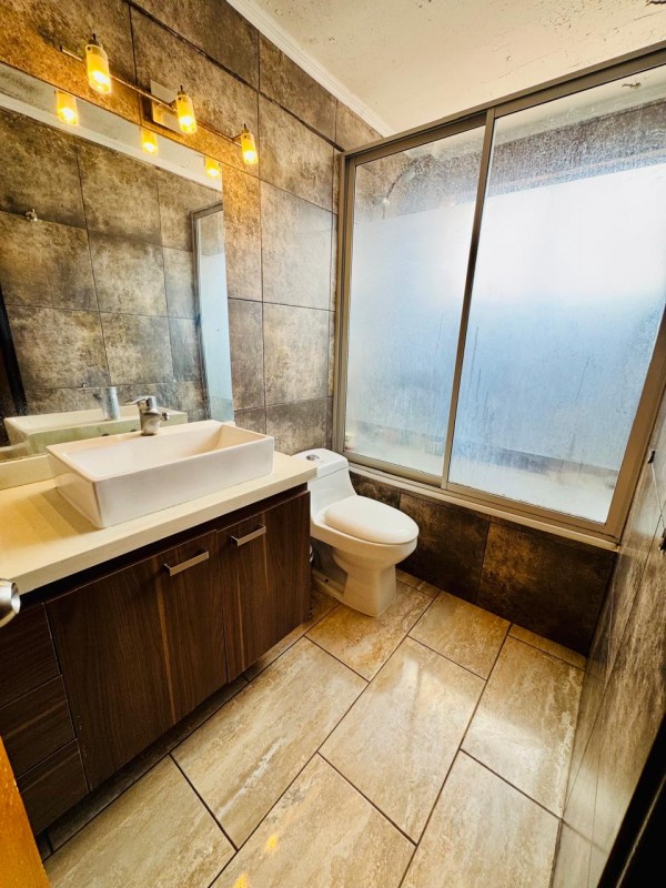 Hermosa Casa Sector Sur, Coviefi, 5D/4B/e, Uf 15000