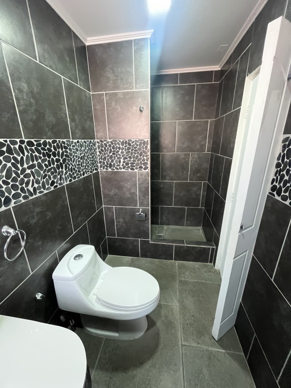 Hermosa Casa en Condominio Bordemar 6H/3B/2E/b, Uf 6200