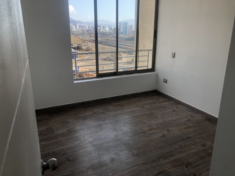 Gran Oportunidad Sin Comisión Depto 1D/1B/e/b Uf 2400