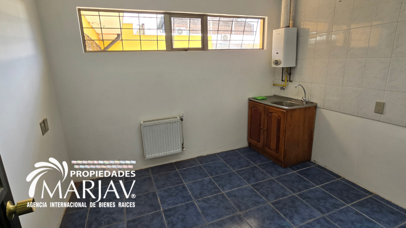 🏢 Propiedades Marjav Arrienda Amplio Local Comercial en Ple