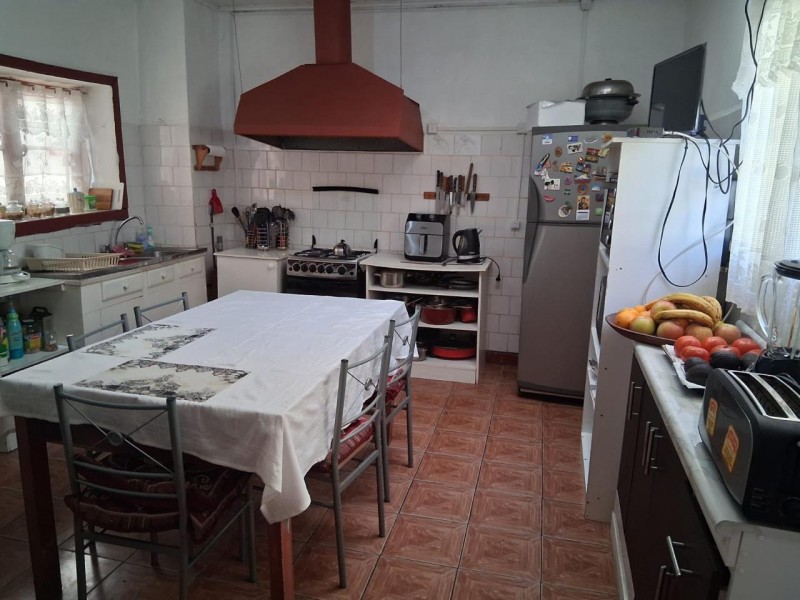 Propiedades Marjav Vende – Oportunidad de Casa Hermosa y Cab