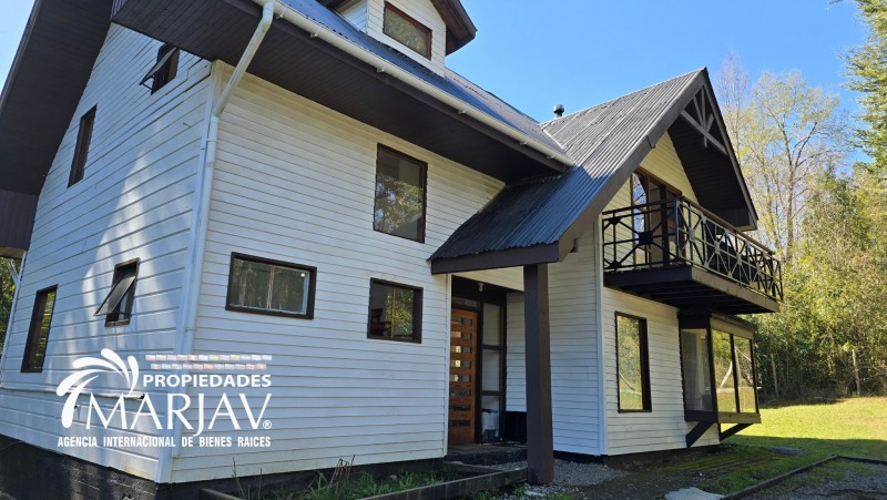 Ventacasa de 160M² Construida en Estructura de Madera Nativa