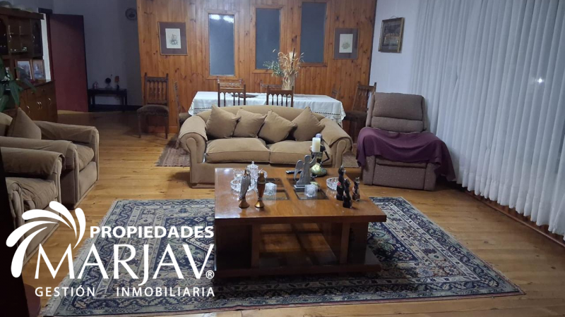 Propiedades Marjav Vende – Oportunidad de Casa Hermosa y Cab