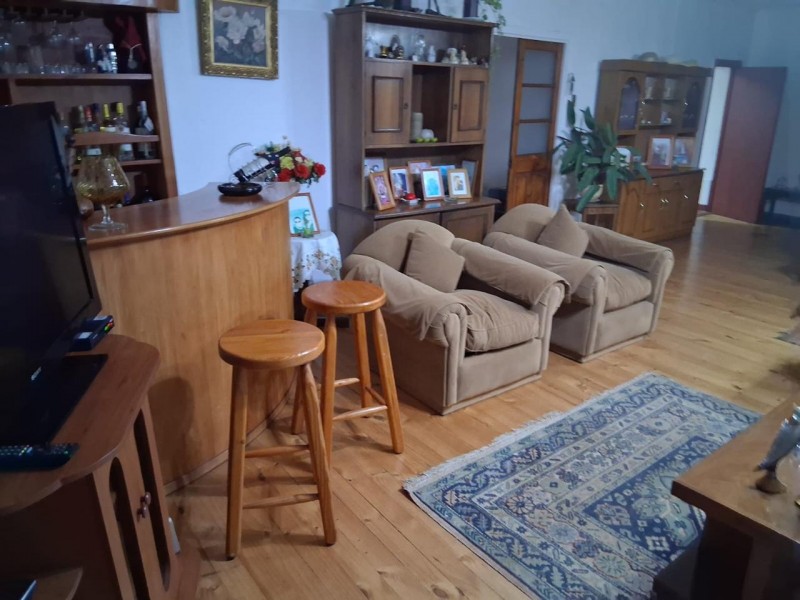 Propiedades Marjav Vende – Oportunidad de Casa Hermosa y Cab