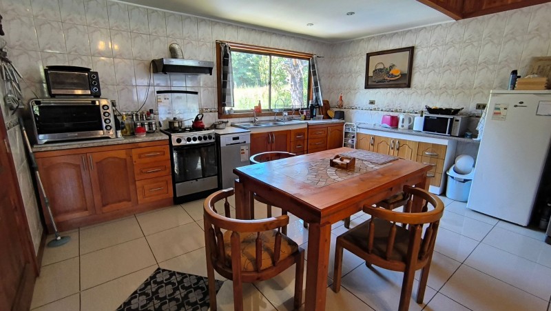 la Propiedad de 5.000M² Con 2 Casas + Quincho Villarrica