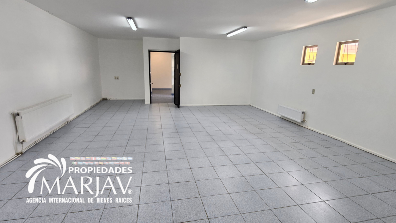 Arriendo de Local de 328 M² en Pleno Villarrica Comercial