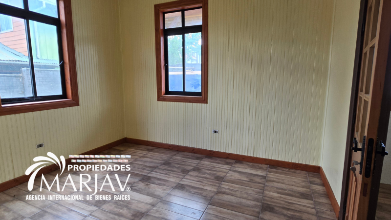 Arriendo de Local Comercial Con Galpón y Oficinas Villarrica