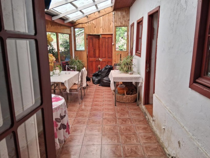 Propiedades Marjav Vende – Oportunidad de Casa Hermosa y Cab