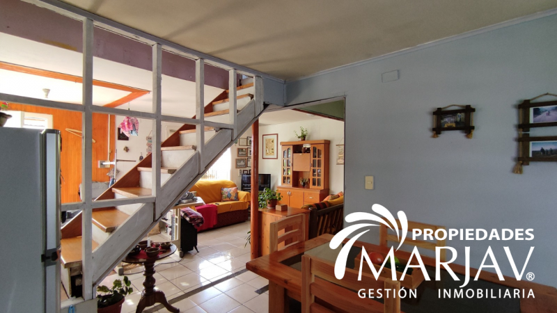 Venta Casa 3D 1B, Ubicacion Comercial