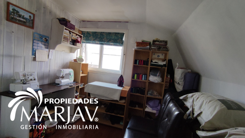 Venta Casa 3D 1B, Ubicacion Comercial