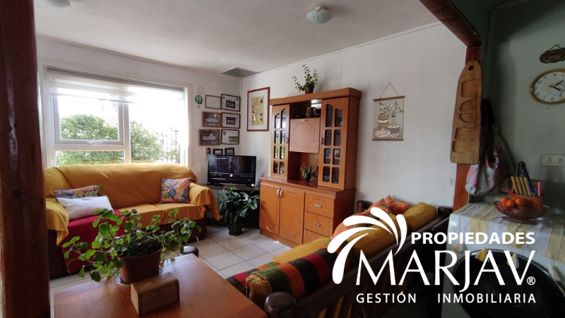 Venta Casa 3D 1B, Ubicacion Comercial