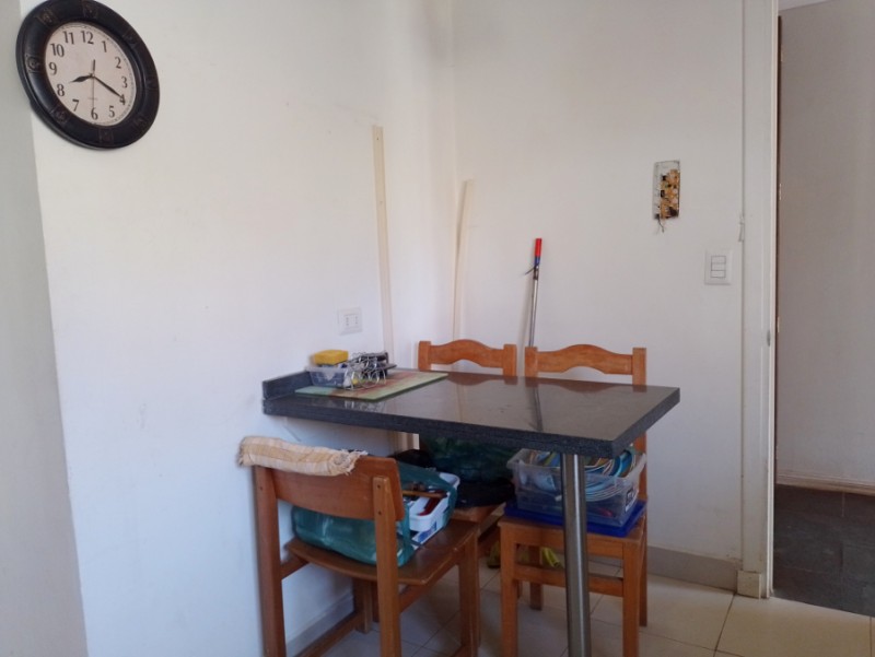 Elegante Casa 2 Pisos 4 Dormitorios 3 Baños, Servicios.