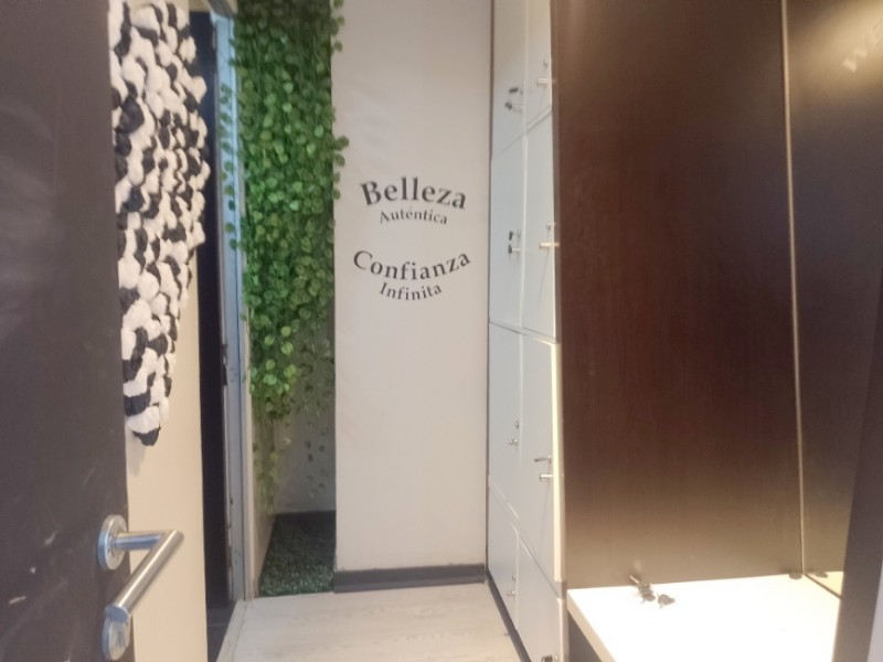 Oportunidad, Local Comercial en Alonso de Cordova, Vitacura