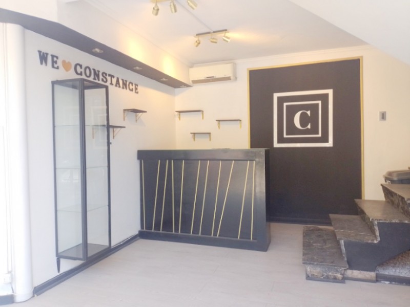 Oportunidad, Local Comercial en Alonso de Cordova, Vitacura