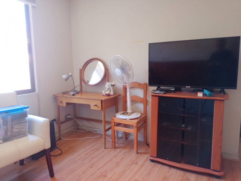 Elegante Casa 2 Pisos 4 Dormitorios 3 Baños, Servicios.