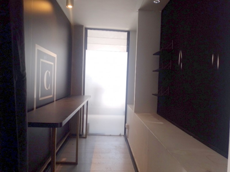 Oportunidad, Local Comercial en Alonso de Cordova, Vitacura