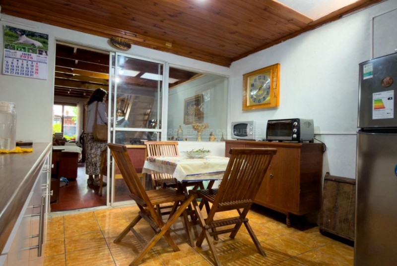 Casa en Villa los Poetas, Sector Porongo