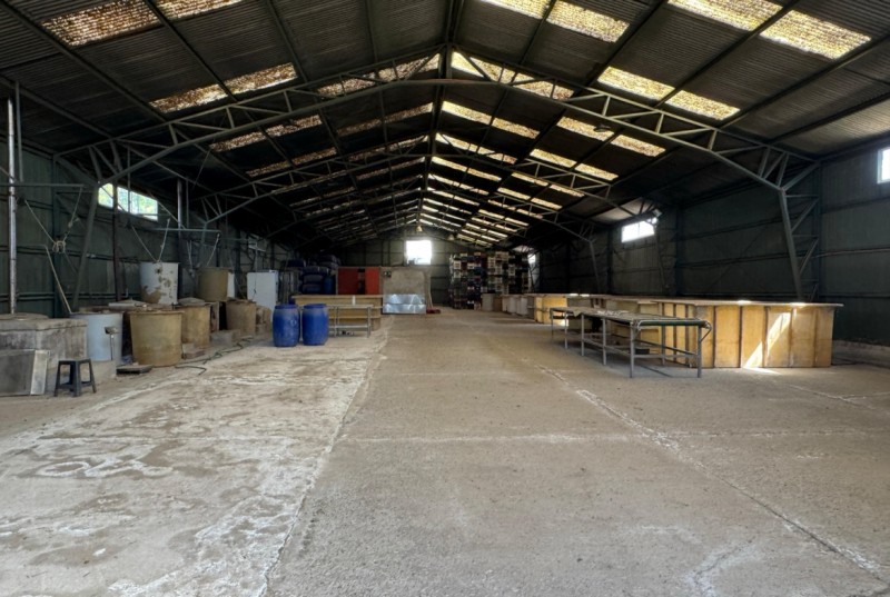 Bodega Comercial Con Casa
