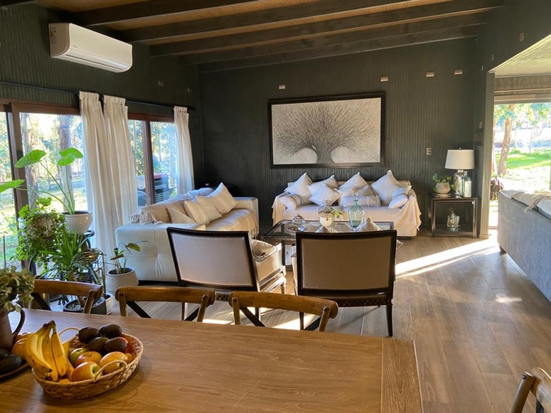 Cómoda y Moderna Casa en Parcela